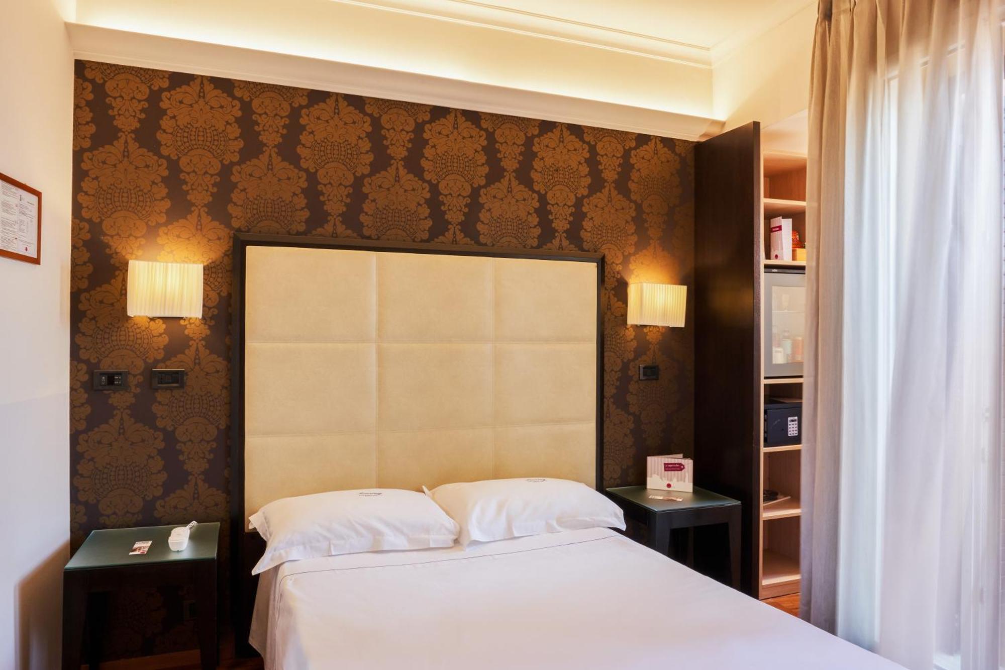 Hotel Touring Bologna Esterno foto