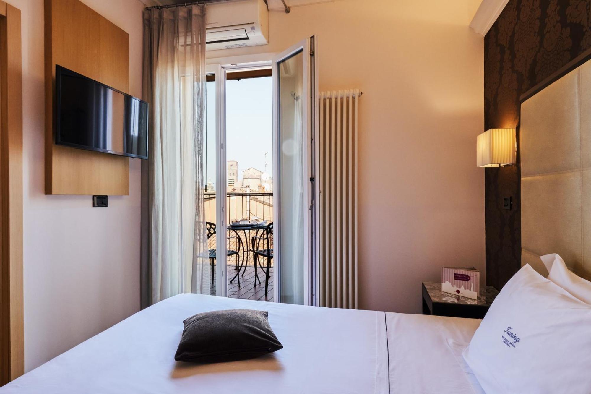 Hotel Touring Bologna Esterno foto